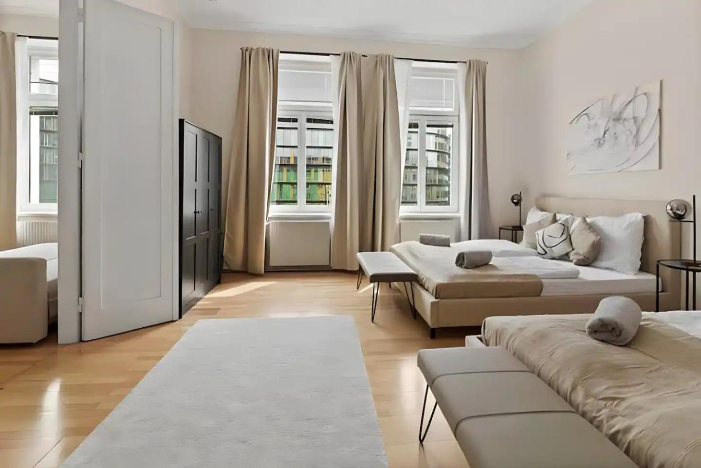 Apartment At Belvedere, Location Close To U1 Wien