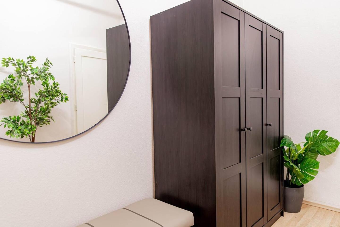 Apartment At Belvedere, Location Close To U1 Wien